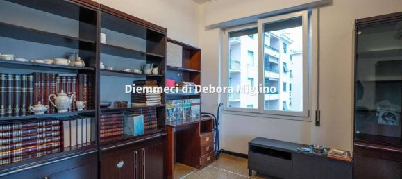 Квартира с 2 спальнями в Генуя, Италия № 351255 16