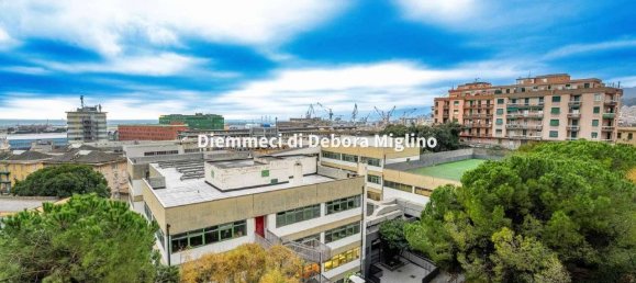 Квартира с 2 спальнями в Генуя, Италия № 351255 36