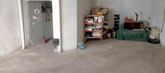 Garage à Cremona, Italy 85m² No. 83258 4