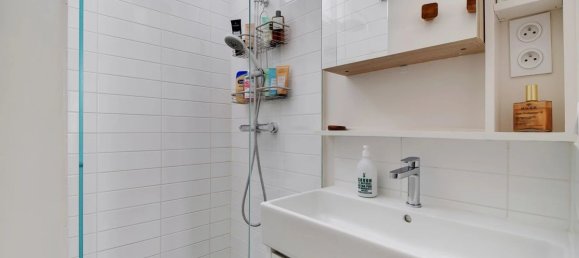 1 bedroom Apartment in Paris, France No. 344558 10