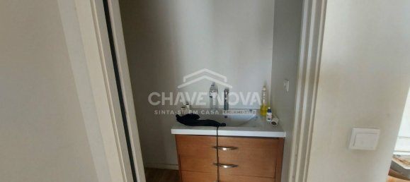 3 Schlafzimmer Haus in Vila Nova de Gaia, Portugal, Nr. 41981 8