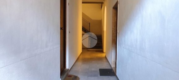 3 rooms Apartment in Florence, Italy No. 43983 26