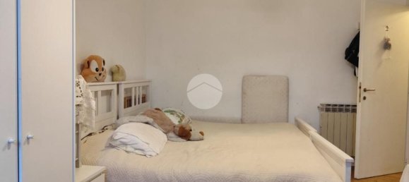 3 rooms Apartment in Florence, Italy No. 43983 12