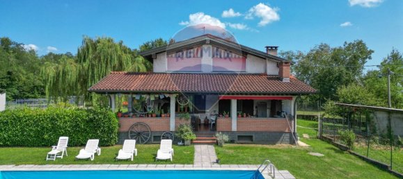 Вилла с 5 комнатами в Романьяно Сезия, Италия № 297826 2