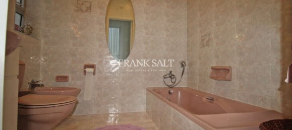 Apartamento de 3 dormitorios en Sliema, Malta No. 8278 6