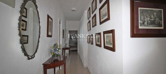Apartamento de 3 dormitorios en Sliema, Malta No. 8278 5