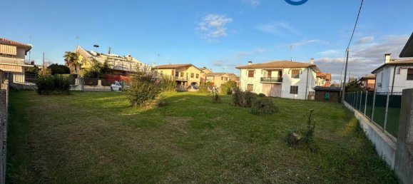 642m² Land in Adria, Italy No. 90757 7