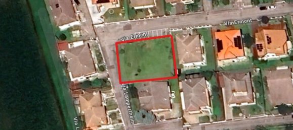 642m² Land in Adria, Italy No. 90757 2