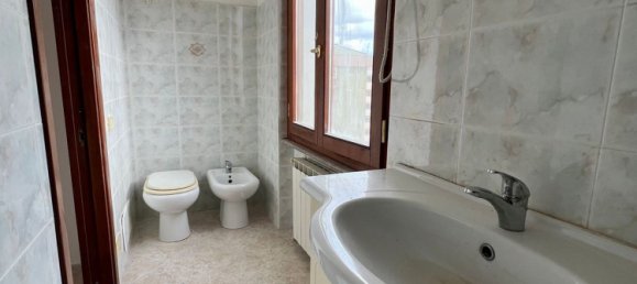 5غرفة شقة في Sassari, Italy رقم 229043 15