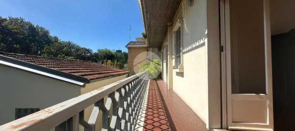 4 bedrooms Apartment in Parma, Italy No. 359914 38