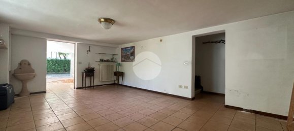 4 bedrooms Apartment in Parma, Italy No. 359914 48