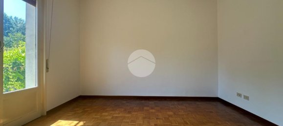 4 bedrooms Apartment in Parma, Italy No. 359914 36