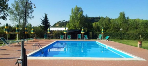 8 غرف نوم شقة في Terricciola, Italy رقم 253 2