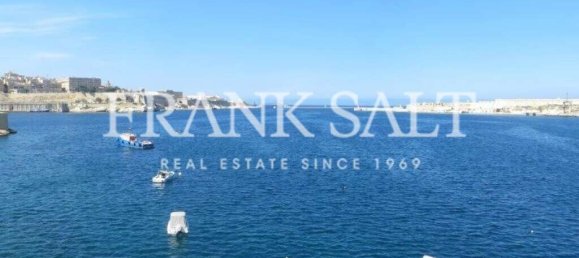 3 bedrooms Apartment in Birgu, Malta No. 6306 2