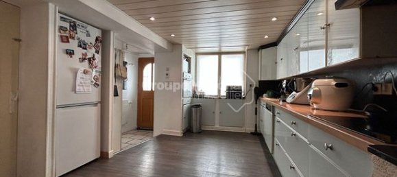 3 bedrooms House in Carpentras, France No. 309958 8