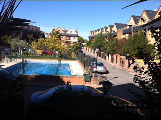 4 bedrooms House in Pozuelo de Alarcon, Spain No. 181004