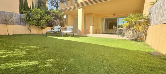 Apartamento de 2 dormitorios en Marbella, Spain No. 183280 3