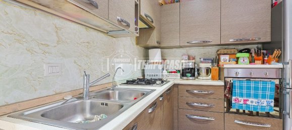 5 rooms Apartment in Misano Adriatico, Italy No. 235910 4