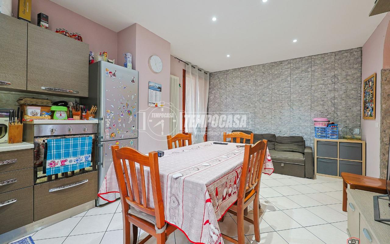 5 rooms Apartment in Misano Adriatico, Italy No. 235910