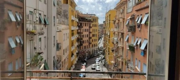 4-Zimmer Wohnung in Rome, Italy, Nr. 37576 2