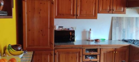 4-Zimmer Wohnung in Rome, Italy, Nr. 37576 4