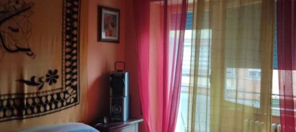 4-Zimmer Wohnung in Rome, Italy, Nr. 37576 11