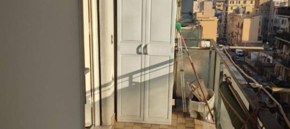 4-Zimmer Wohnung in Rome, Italy, Nr. 37576 8