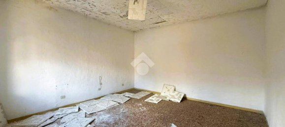 2 Schlafzimmer Haus in Cerano, Italy, Nr. 350168 12