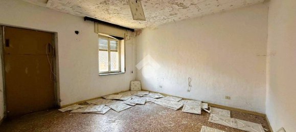 2 Schlafzimmer Haus in Cerano, Italy, Nr. 350168 11