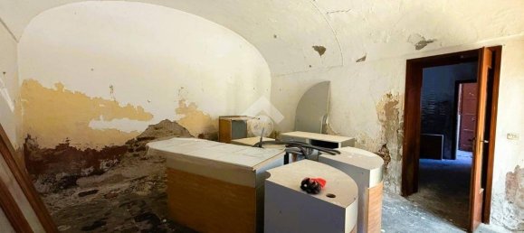 2 Schlafzimmer Haus in Cerano, Italy, Nr. 350168 24