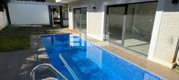 Villa 5+1 in Istanbul, Turkey No. 24853 13