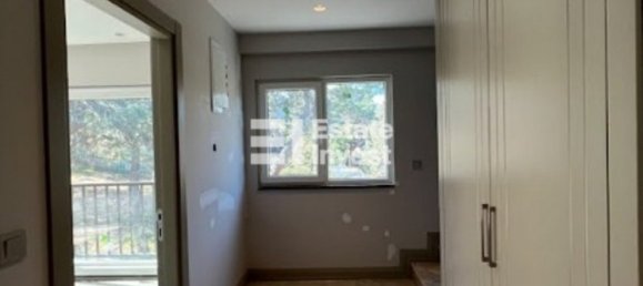 Villa 5+1 in Istanbul, Turkey No. 24853 5