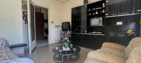 3 Schlafzimmer Wohnung in Palermo, Italy, Nr. 264387 9