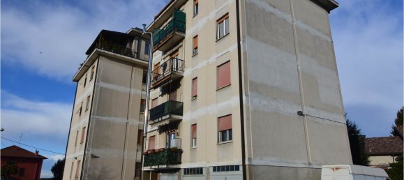 1 bedroom Apartment in Veniano, Italy No. 178621 11