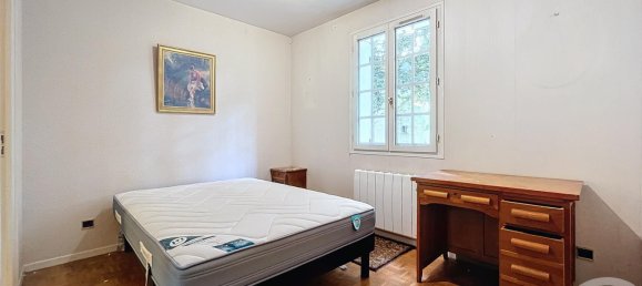 Замки и поместья с 4 спальнями в Сент-Андре-ле-Вержер, Франция № 257912 15