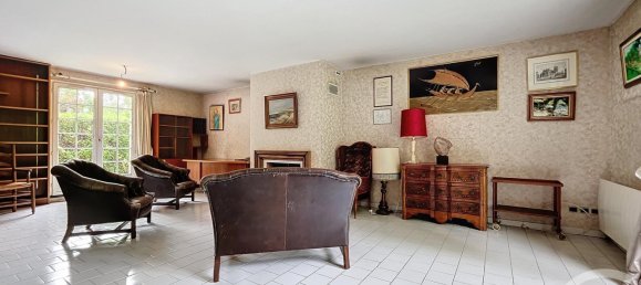 Замки и поместья с 4 спальнями в Сент-Андре-ле-Вержер, Франция № 257912 23