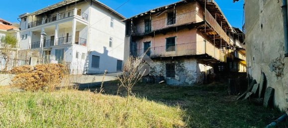 9 rooms House in Coassolo Torinese, Italy No. 137856 3