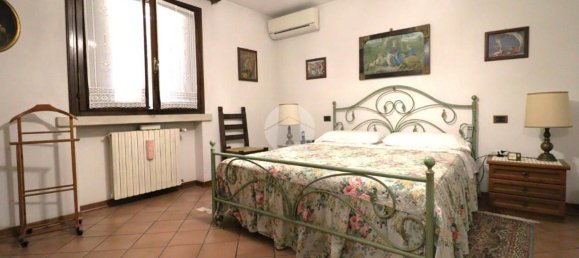 8-salle Villa à Mantua, Italy No. 314771 32