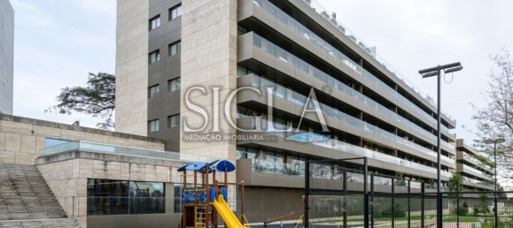 3 bedrooms Apartment in Vila Nova de Gaia, Portugal No. 135231 17