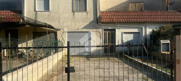 2 bedrooms Villa in Santi Cosma e Damiano, Italy No. 123002 5