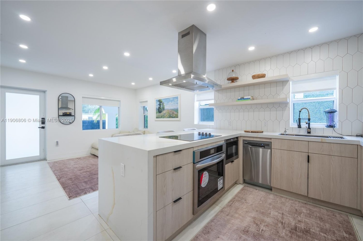 3 dormitorios villa en venta en Miami, Miami-Dade, Florida, USA № 614244
