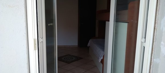 2-salle Appartement à Guidonia Montecelio, Italy No. 256354 32