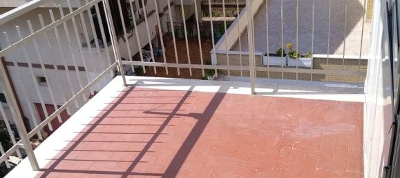 2-salle Appartement à Guidonia Montecelio, Italy No. 256354 34