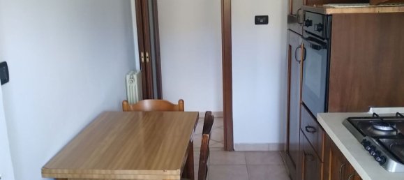 2-salle Appartement à Guidonia Montecelio, Italy No. 256354 26