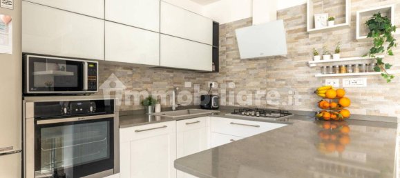 2 bedrooms Apartment in Rome, Italy No. 297501 8