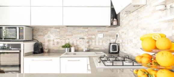 2 bedrooms Apartment in Rome, Italy No. 297501 10