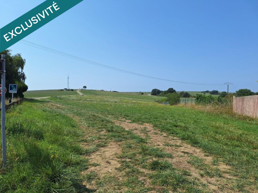 Terreno en Nousseviller-Saint-Nabor, France 2115 m² No. 358334