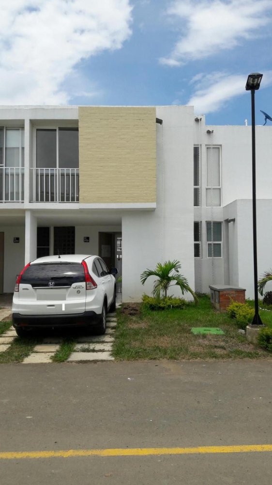 3 bedrooms House in Valle del Cauca, Colombia No. 9425