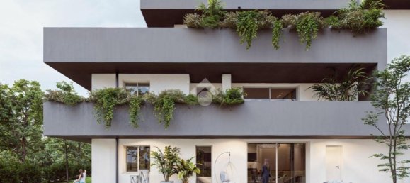 4 rooms Apartment in Ponte San Nicolò, Italy No. 66066 17