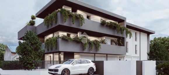 4 rooms Apartment in Ponte San Nicolò, Italy No. 66066 11